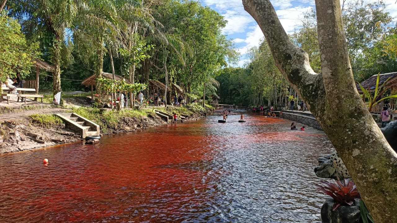 Air Merah Surung Danum